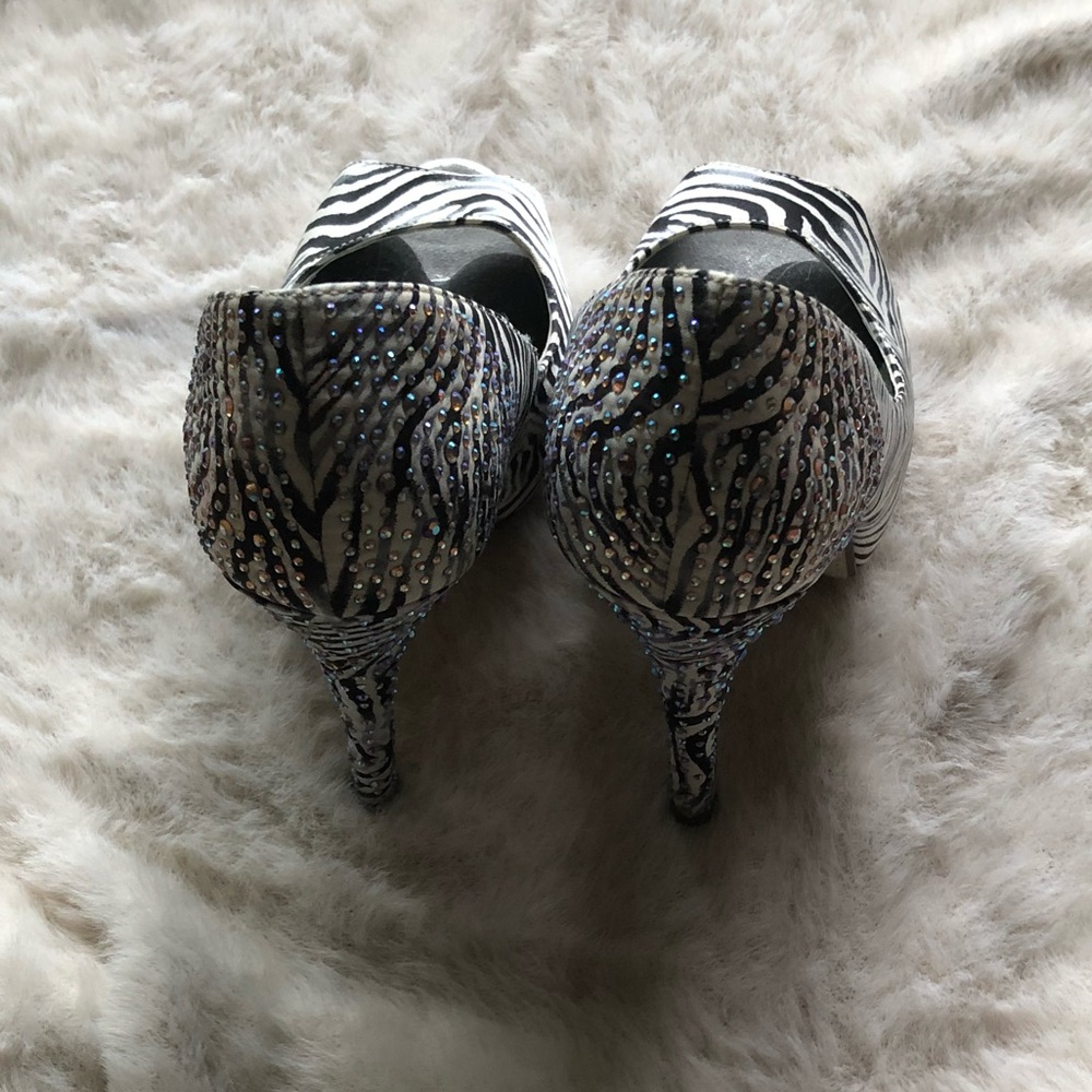 Shi by journeys Heels - Picture 3 of 5